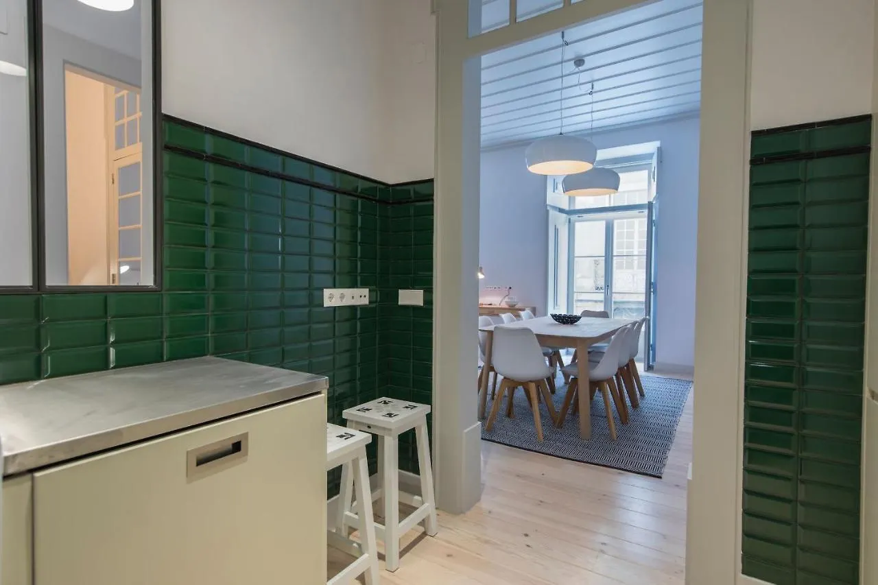 Apartment Lovelystay - Charming 3 Bedroom Wonder Downtown Lisbon